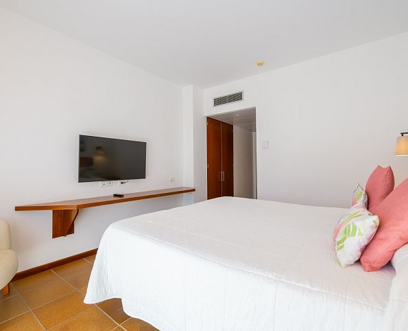 Habitación vista lateral mar