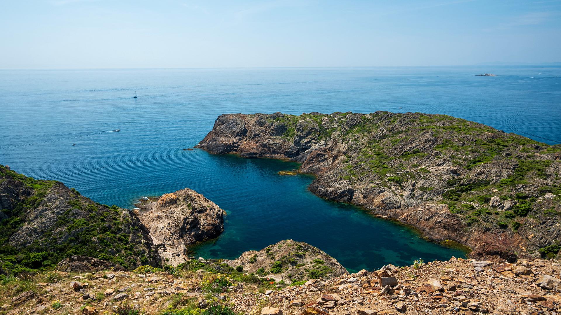 Enjoy the Cap de Creus Natural Park on wheels