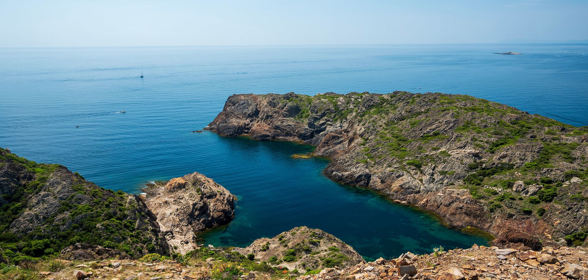 Enjoy the Cap de Creus Natural Park on wheels